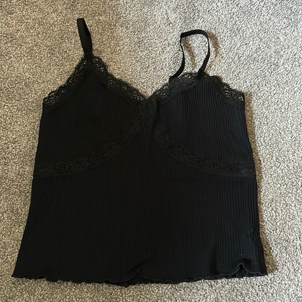 Black ribbed lace trim top